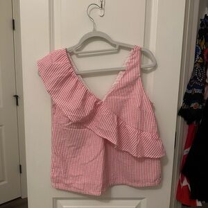 Vineyard Vines Pink and White seersucker Blouse